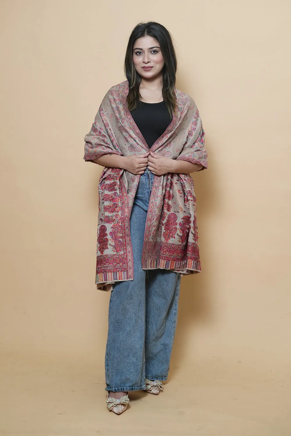 Beige Colour Beautiful Kani Border Along With All Over  Multi Color Jaal Creates Innovative Designs