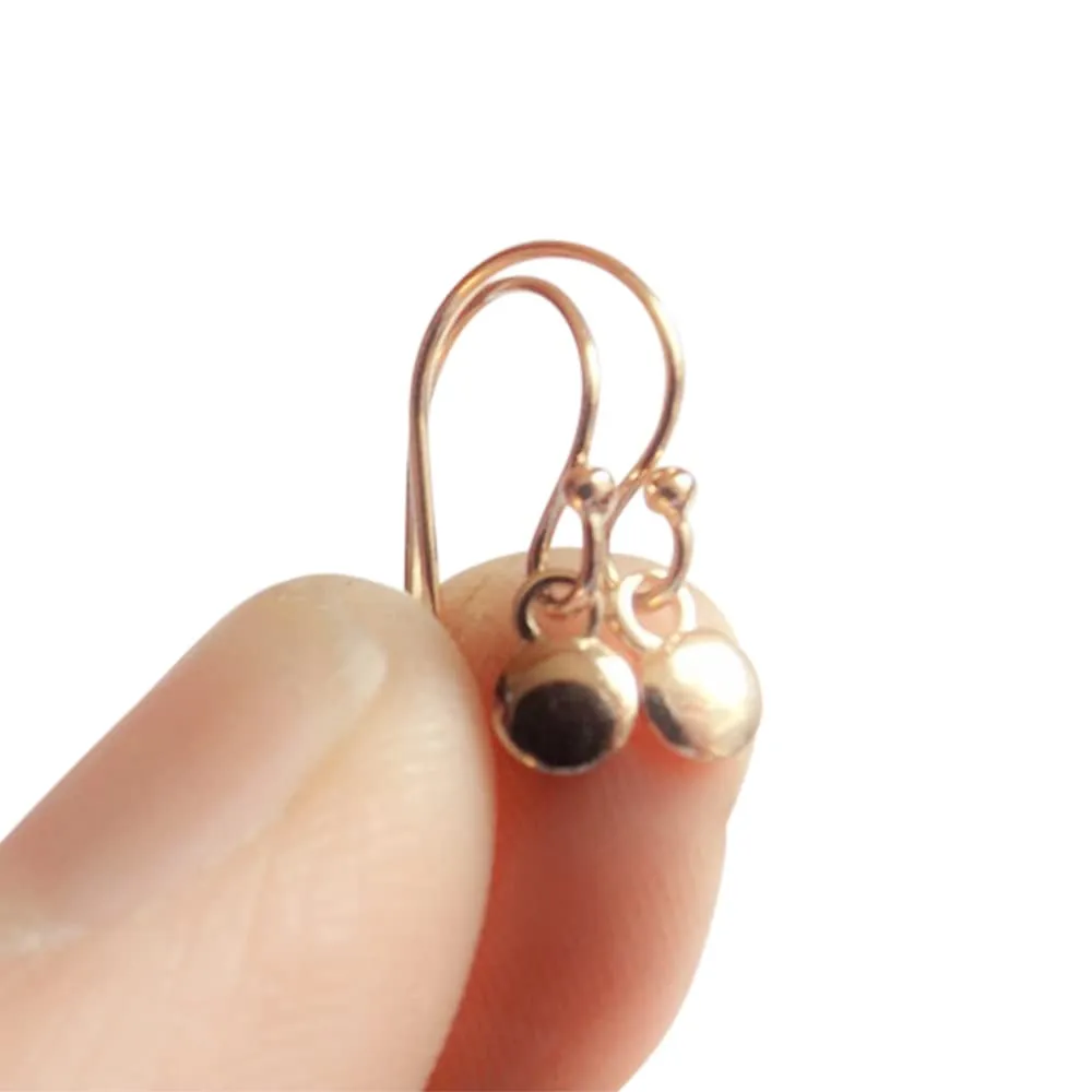 Tiny Disc Earrings, Gold Earrings, Disc Earrings, Drop Earrings, Dangle Earrings, Small Earrings, Minimalist Earrings, Simple Earrings