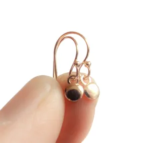Tiny Disc Earrings, Gold Earrings, Disc Earrings, Drop Earrings, Dangle Earrings, Small Earrings, Minimalist Earrings, Simple Earrings