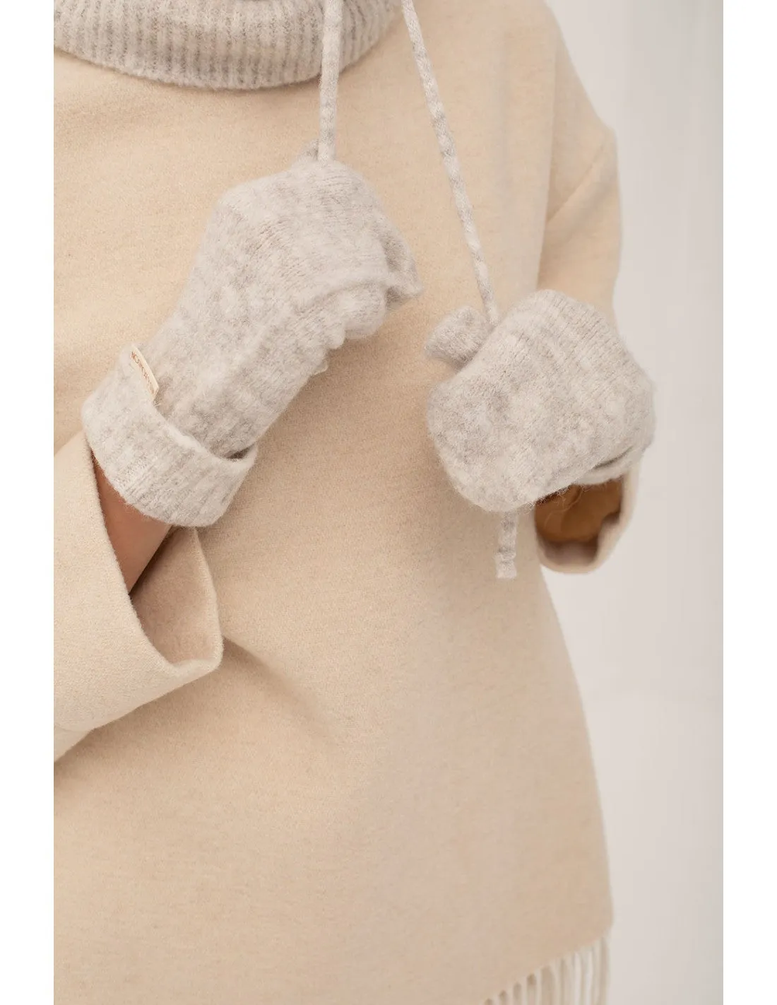 Vizela Knit Mittens